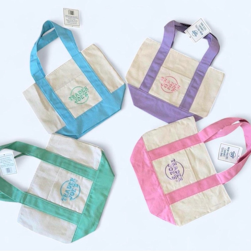 Trader Joe’s Spring Mini Tote Set of 4